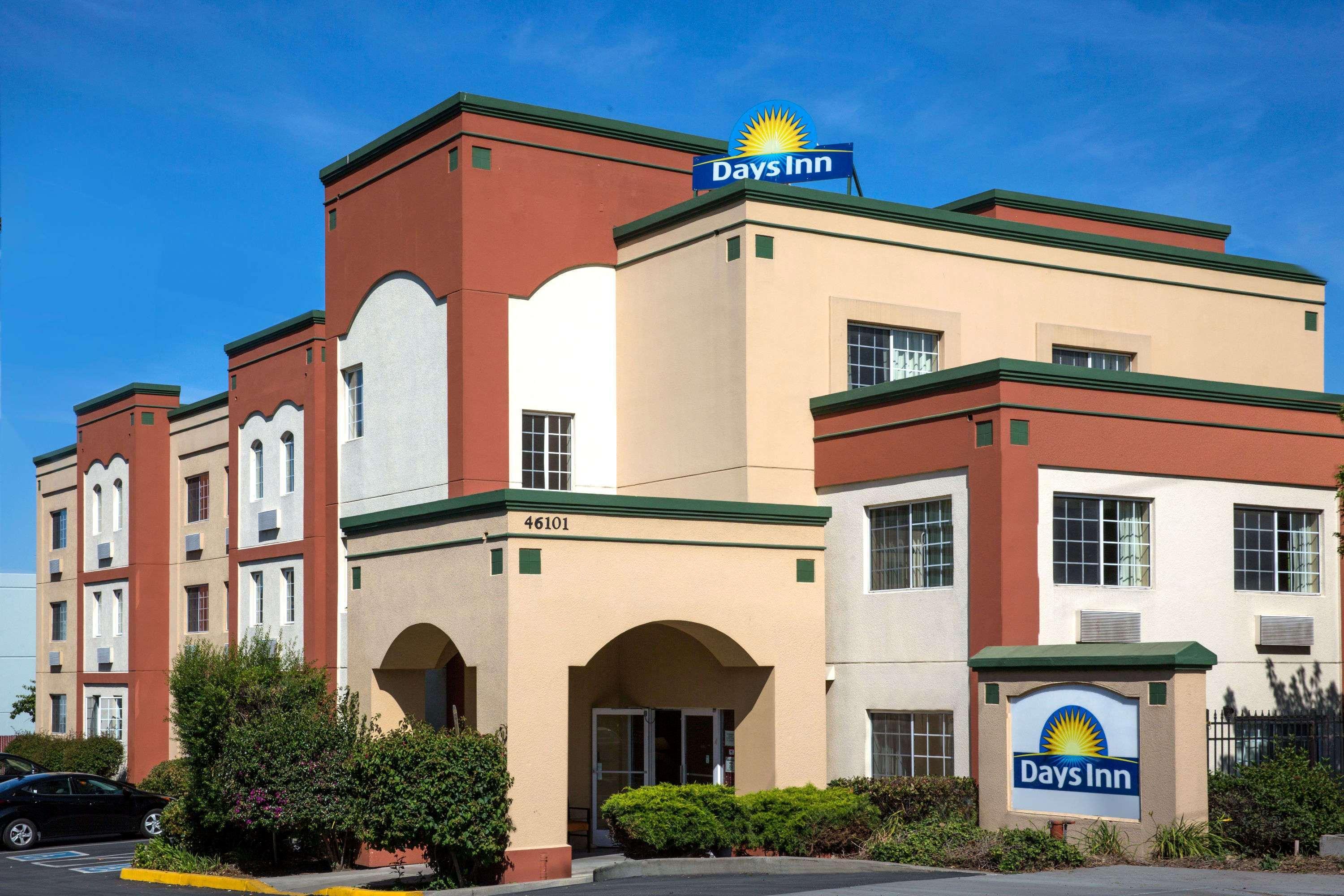 Days Inn By Wyndham Фремонт Экстерьер фото